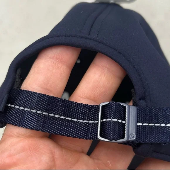 RARE!! Lululemon Navy Aloha Cap - Picture 4 of 5